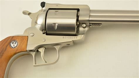 Ruger New Model Super Blackhawk 44 Rem Mag Single-Action Revolver 829 475 . . Value of a ruger 44 mag super blackhawk